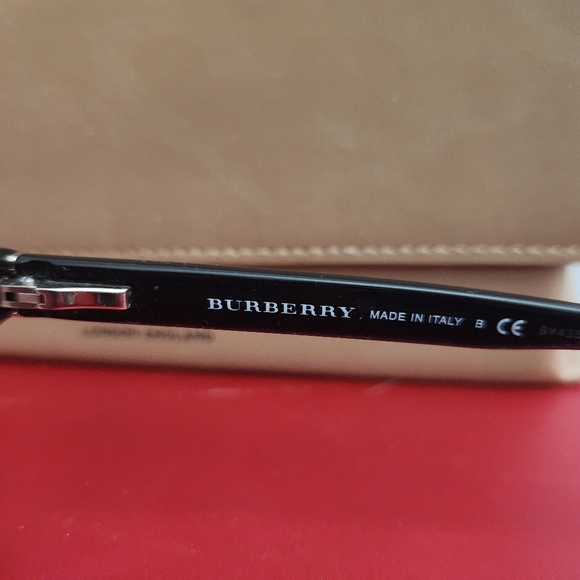 Burberry B 2201-F Black Square Eyeglass Frames 54-17-140 | MSRP $265 main image 8